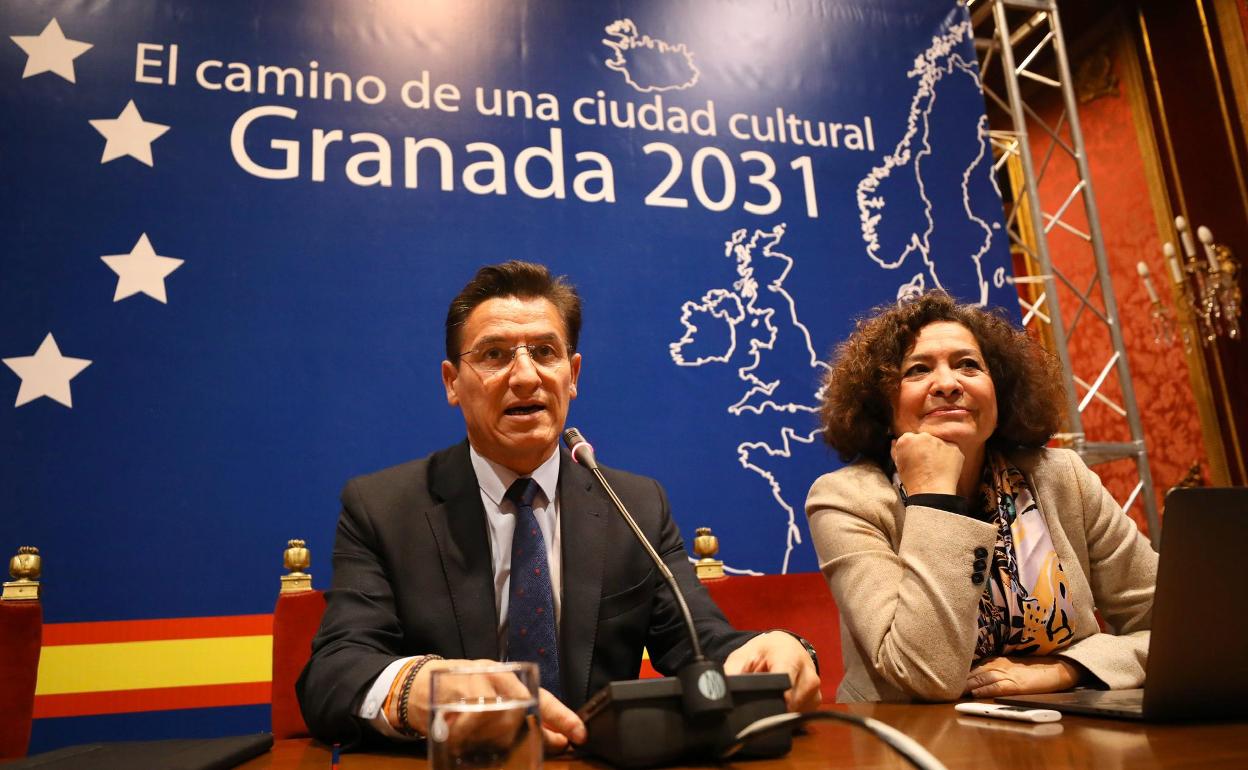 Luis Salvador y Pilar Aranda. 