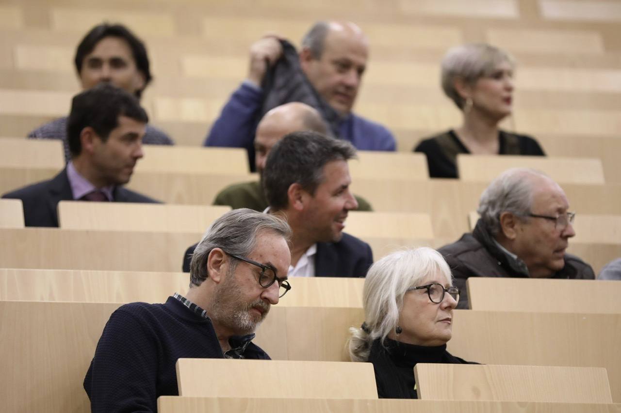 Así fue el acto en el Aula Magna de la Escuela de Arquitectura de la UGR 