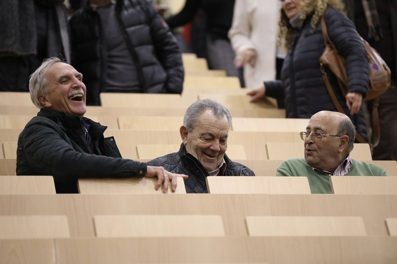 Así fue el acto en el Aula Magna de la Escuela de Arquitectura de la UGR 