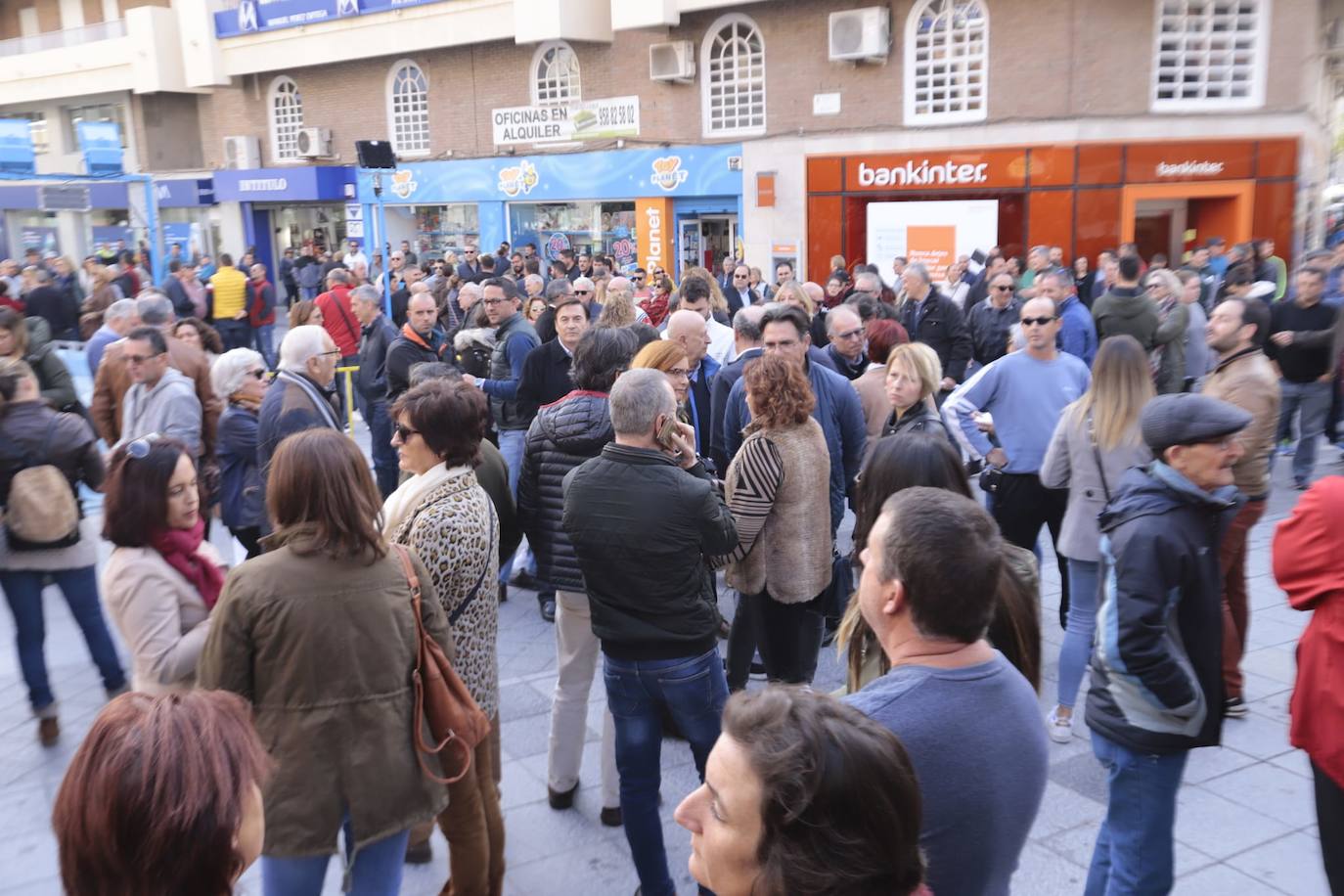Miles de personas se han citado hoy en Motril para protestar por la situación del campo y pedir soluciones