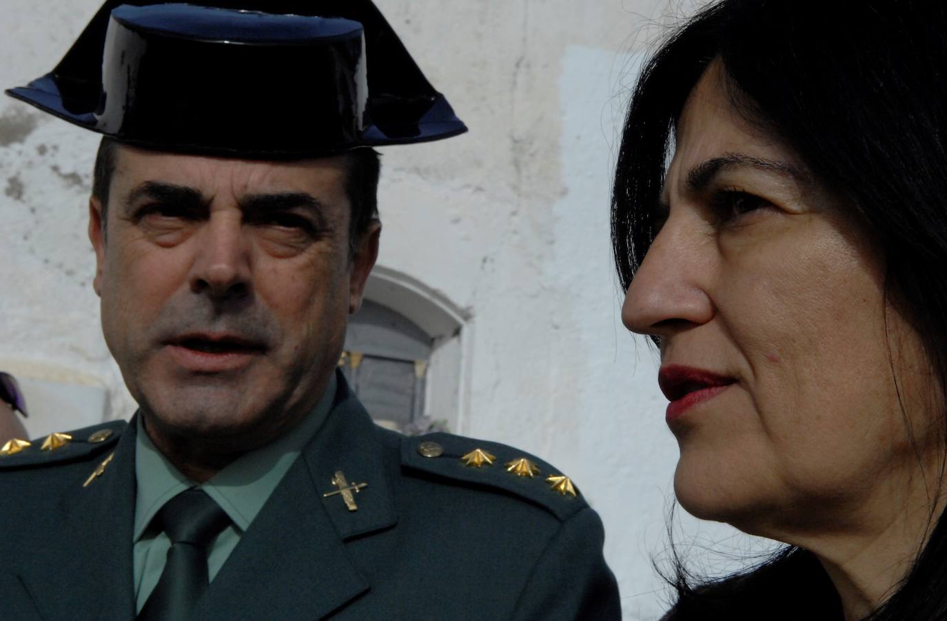 Fotos: Así ha sido el homenaje a los dos guardias civiles asesinados en Granada hace un siglo