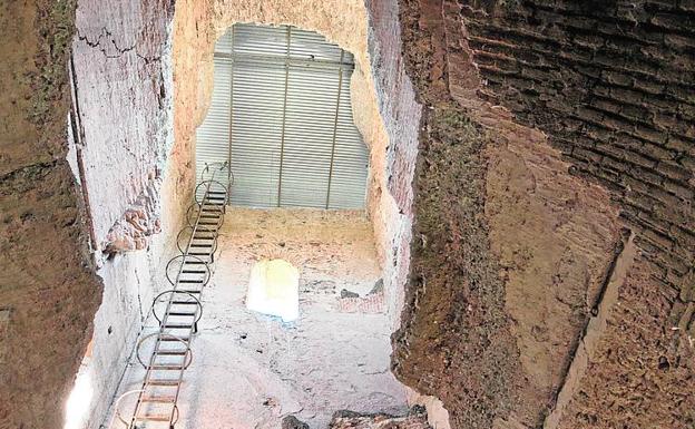 Interior hueco de la Torre de Roma. 