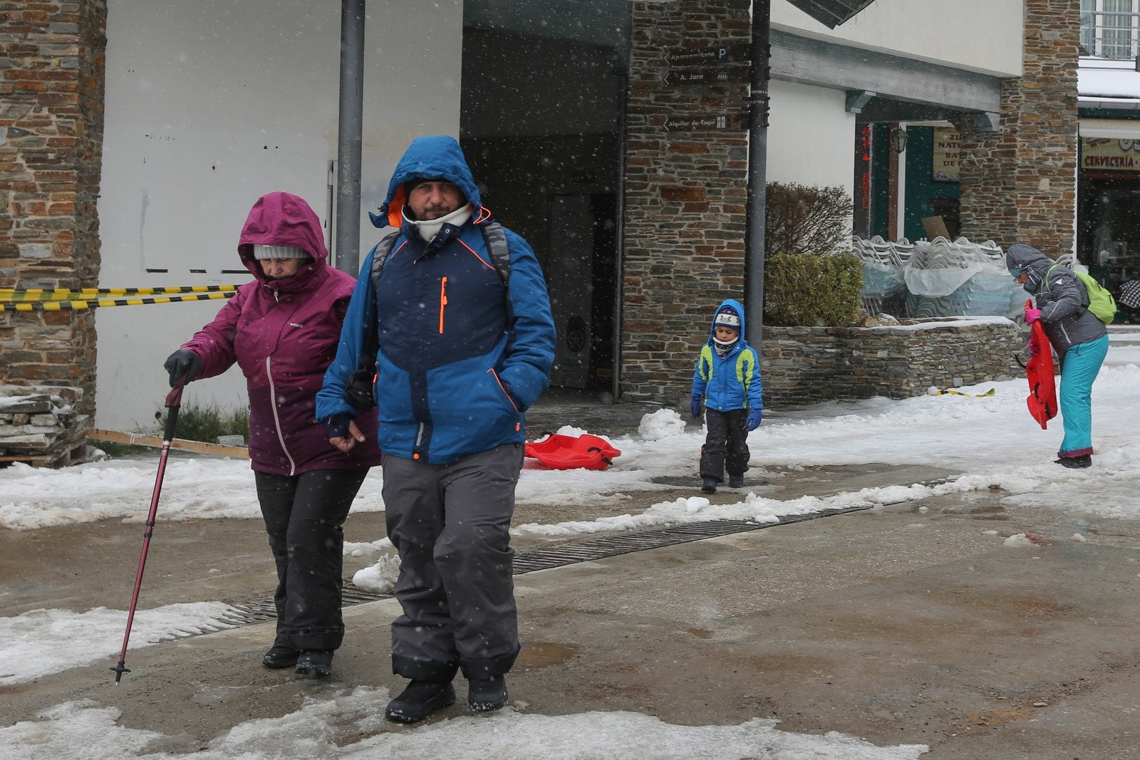 Así luce la estación tras las últimas nevadas, a punto de estrenar temporada.