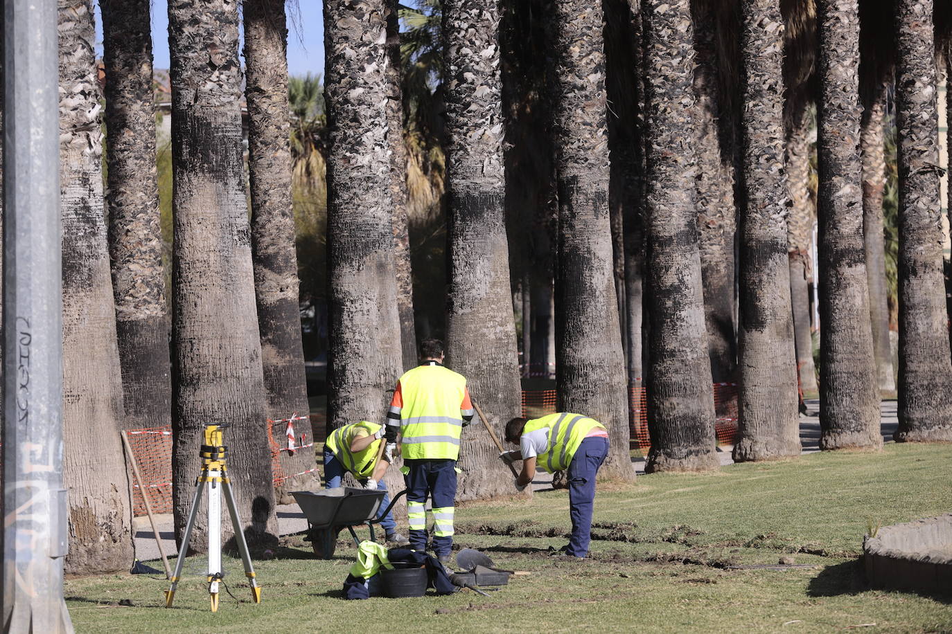 El objeto de este sendero es crear una vía accesible que mejore la movilidad a través del parque y sirva de interconexión entre la avenida de la Constitución y la avenida de Nuestra Señora de la Cabeza. 