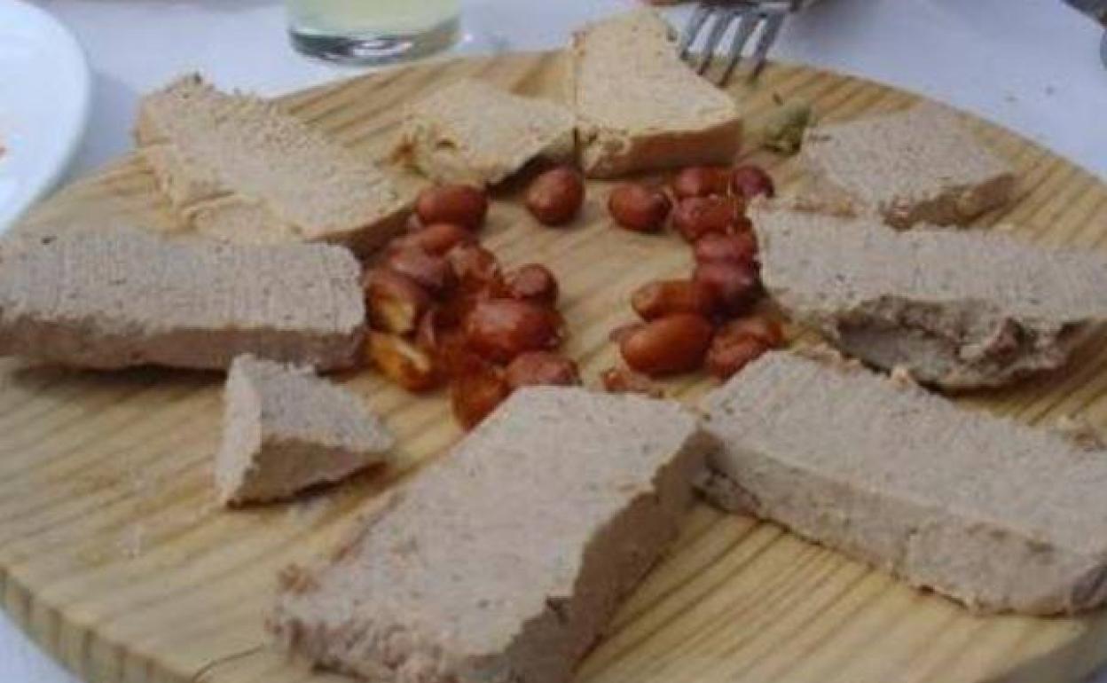 Alerta por un conocido paté de España: Sanidad avisa de que puede ser peligroso para algunas persoans