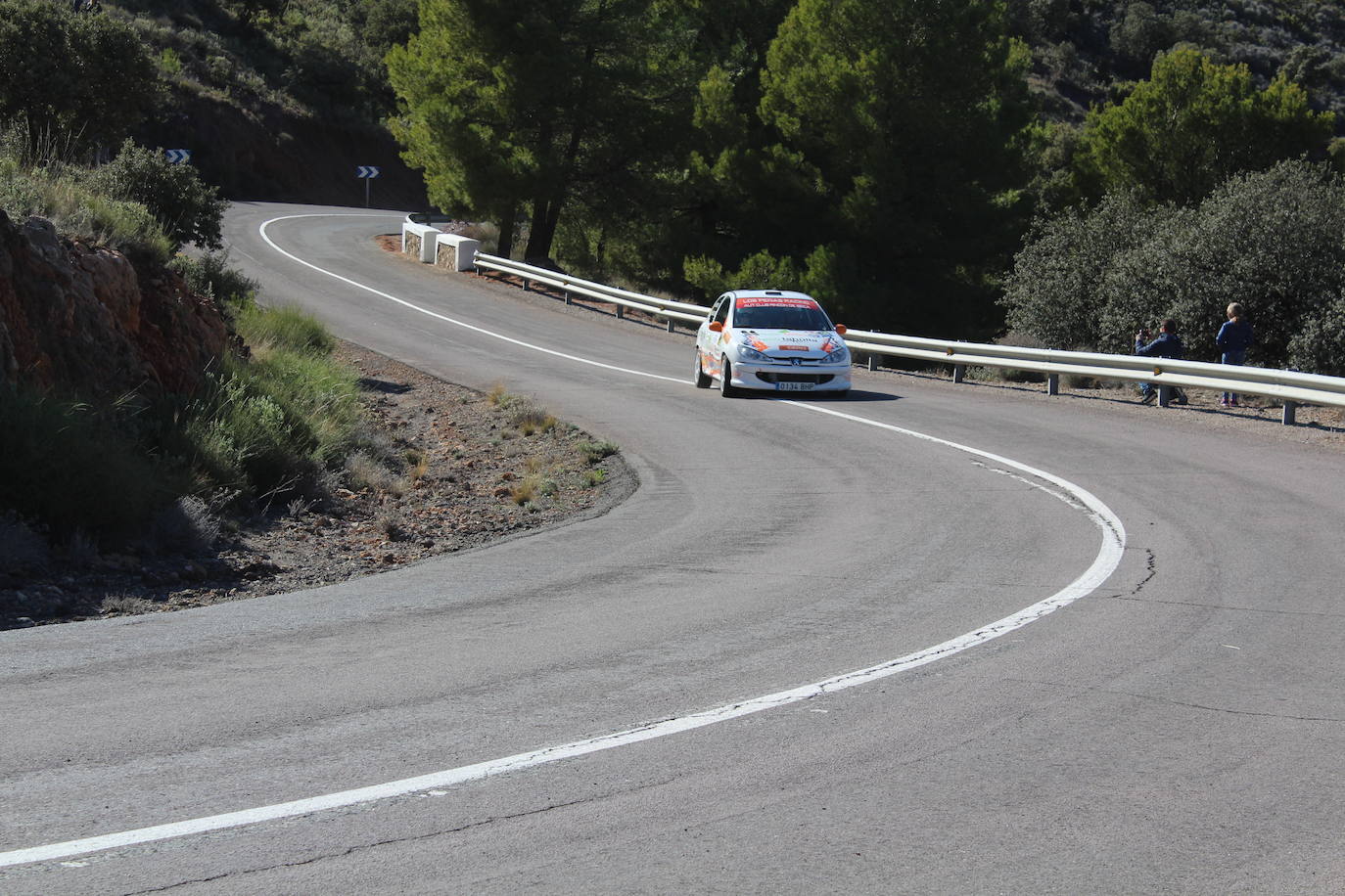 El piloto del Automóvil Club Almería ha dominado los dos primeros tramos