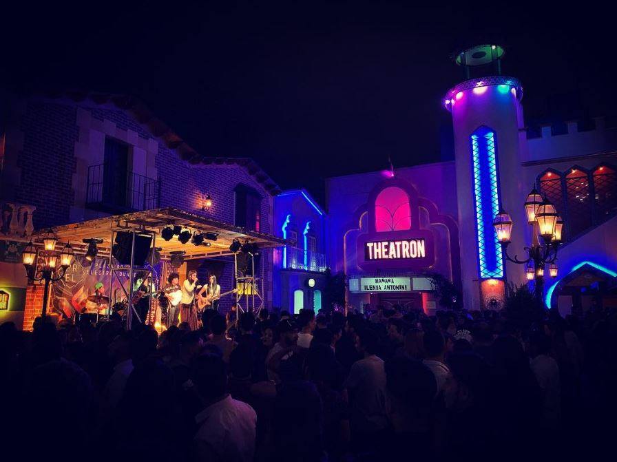 84.- Theatron (Bogotá, Colombia)