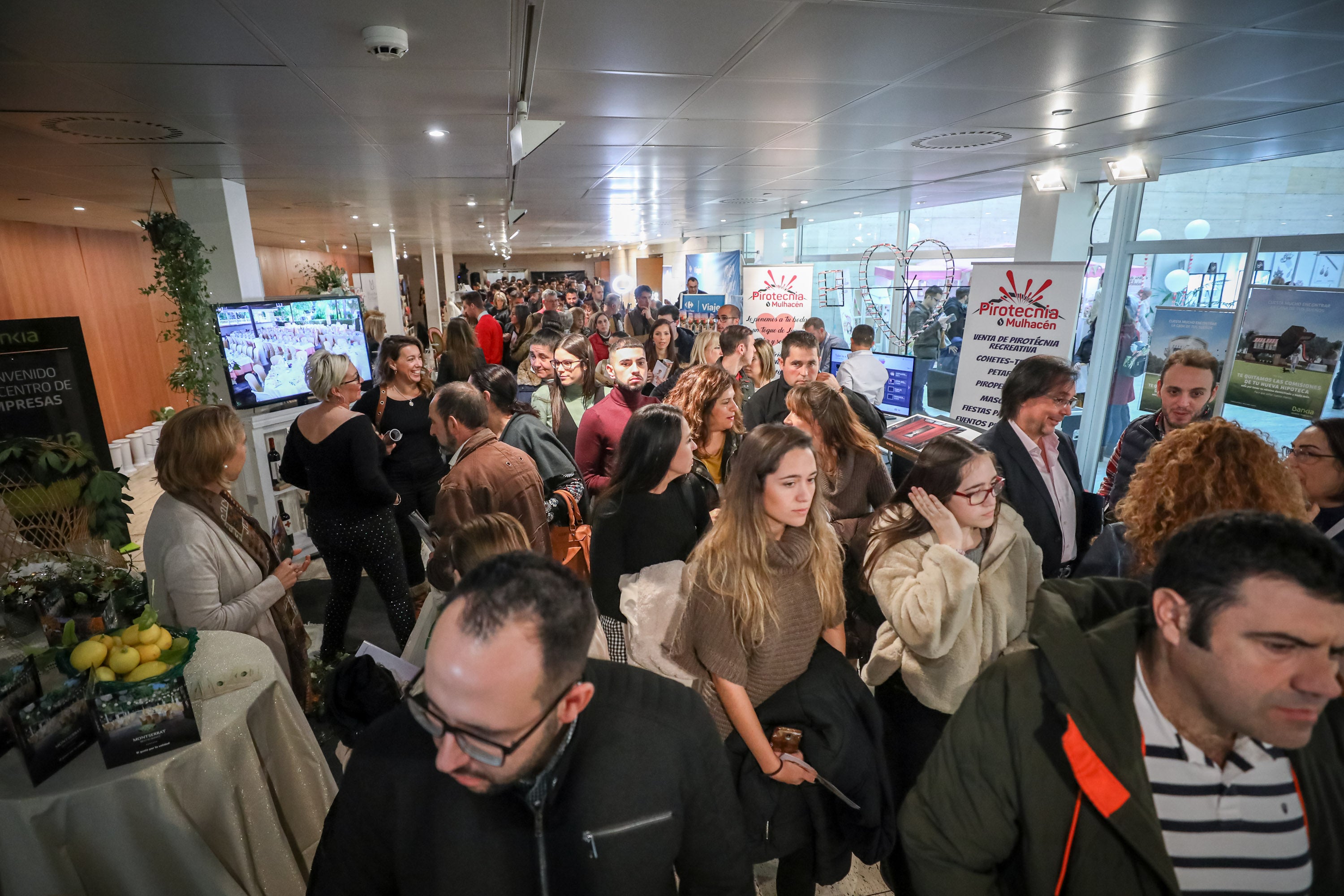 Segunda y última joranda de la feria organizada por Ideal, con gran éxito de público.