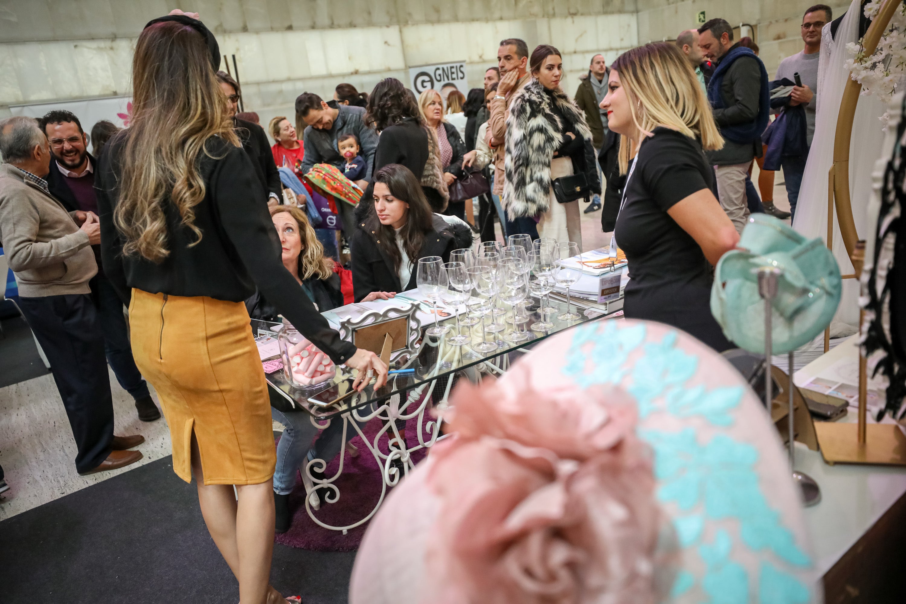 Segunda y última joranda de la feria organizada por Ideal, con gran éxito de público.