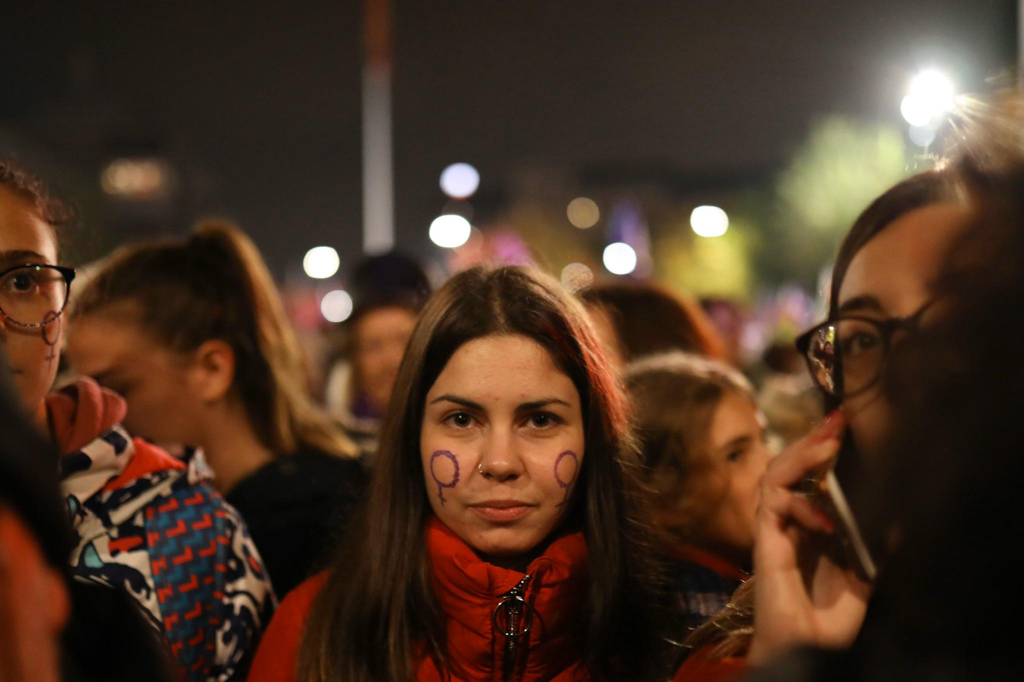 La manifestación con motivo del 25N ha puesto en valor la figura de la mujer con numerosos cánticos 