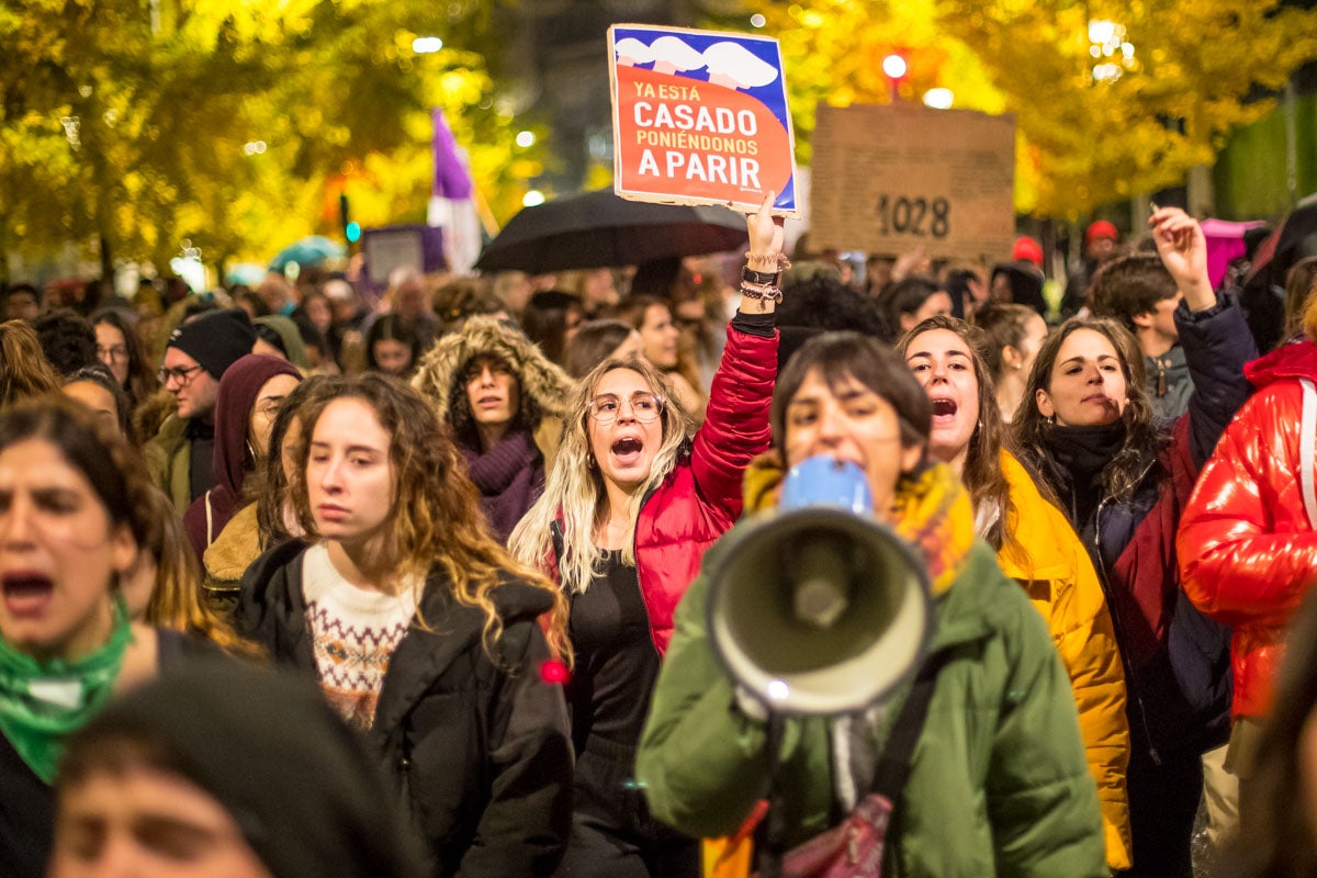 Repasa los carteles de la manifestación feminista contra la violencia de género de este 25N en Granada 