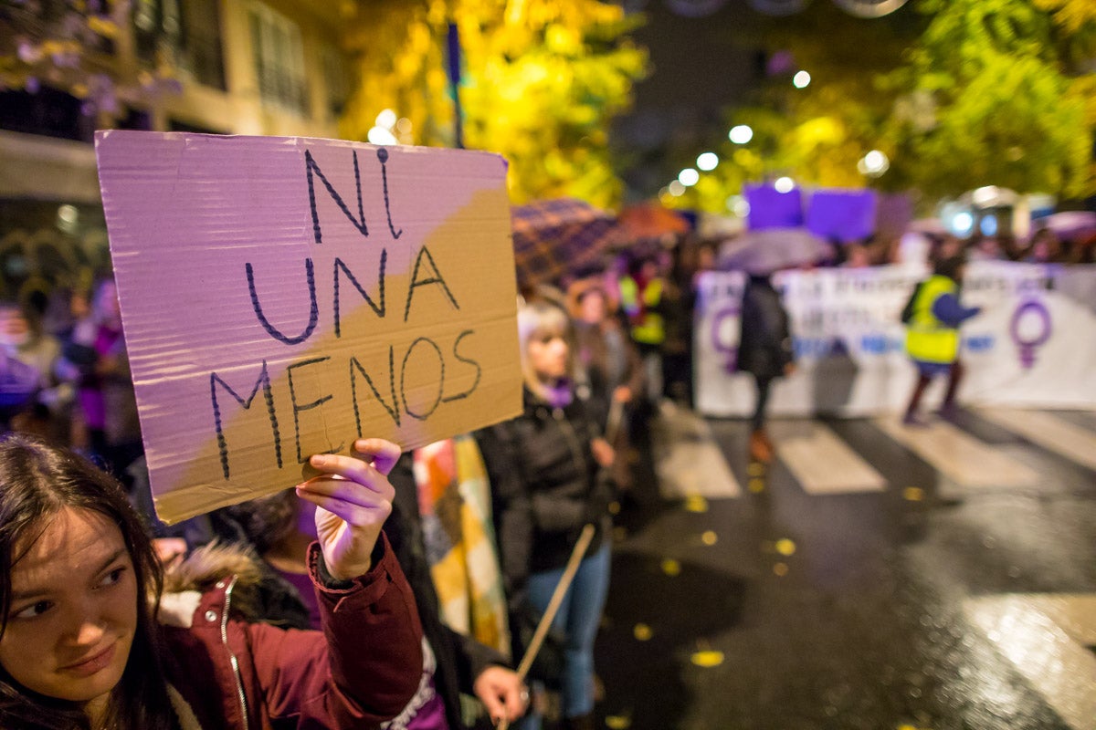 Repasa los carteles de la manifestación feminista contra la violencia de género de este 25N en Granada 