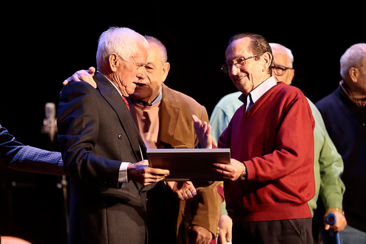 La entidad cumplía 89 años y varios de sus miembros recibieron un merecido homenaje