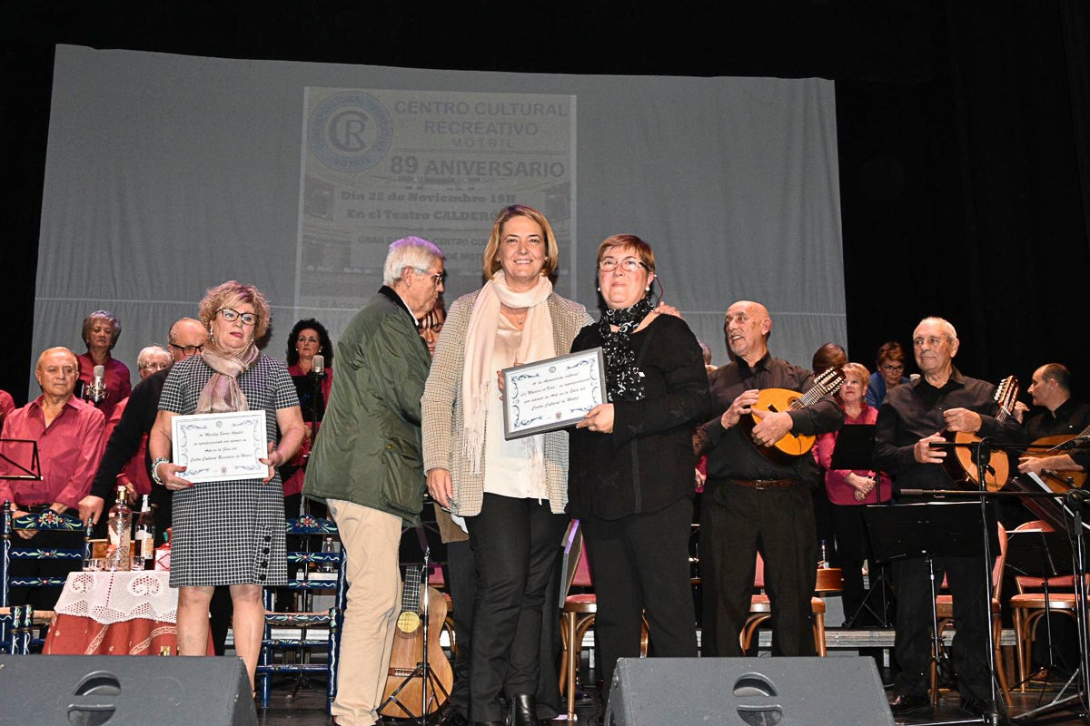 La entidad cumplía 89 años y varios de sus miembros recibieron un merecido homenaje