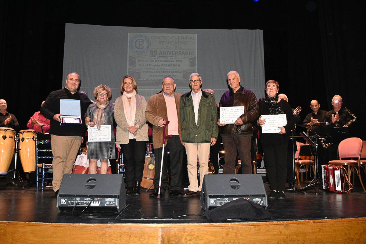 La entidad cumplía 89 años y varios de sus miembros recibieron un merecido homenaje