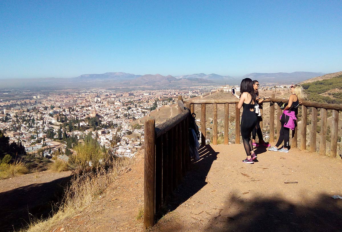 Mirador de los Halconeros, también llamado de la Silla del Moro