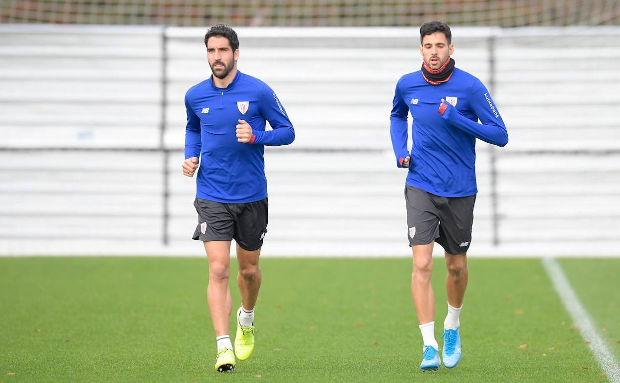 El Athletic volvió a entrenar este jueves en Lezama. 