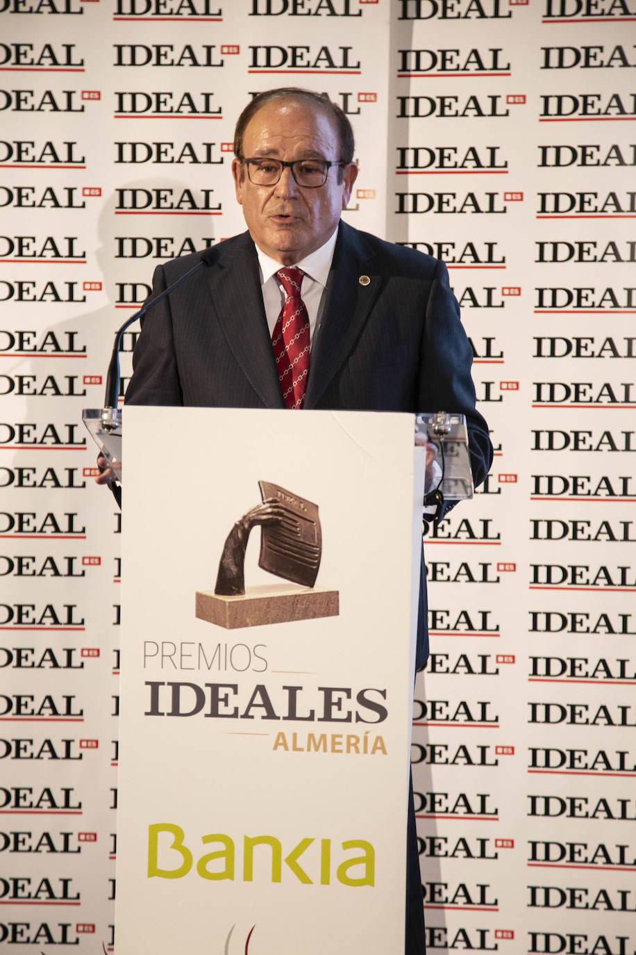 Más de 200 personas se han dado cita en el Varadero del Puerto de Almería para asistir a la gala de entrega de estos galardones que reconocen el talento almeriense 