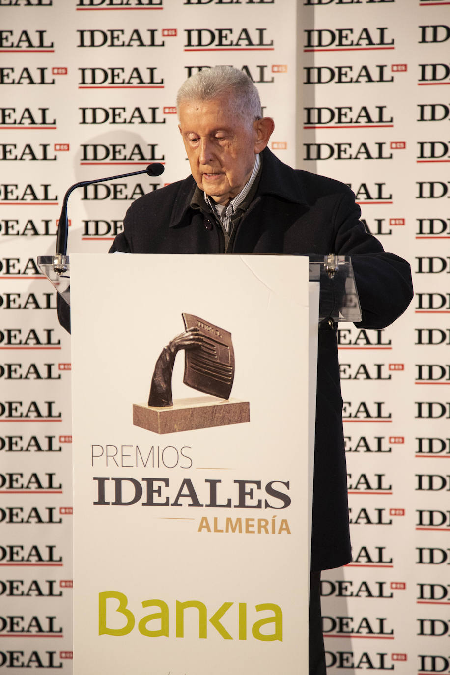 Más de 200 personas se han dado cita en el Varadero del Puerto de Almería para asistir a la gala de entrega de estos galardones que reconocen el talento almeriense 