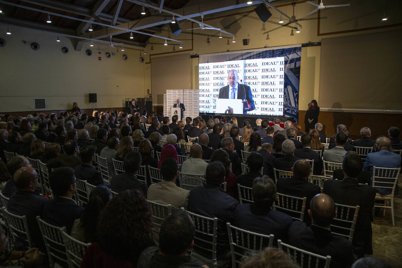 Más de 200 personas se han dado cita en el Varadero del Puerto de Almería para asistir a la gala de entrega de estos galardones que reconocen el talento almeriense 