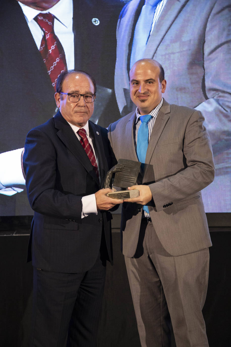 Más de 200 personas se han dado cita en el Varadero del Puerto de Almería para asistir a la gala de entrega de estos galardones que reconocen el talento almeriense 