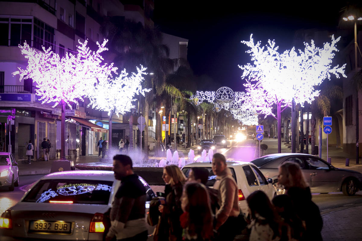Un millón de bombillas brillarán en las calles de la ciudad hasta después de Reyes