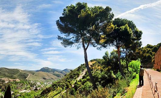 El valle del Darro y las colinas de Valparaíso 