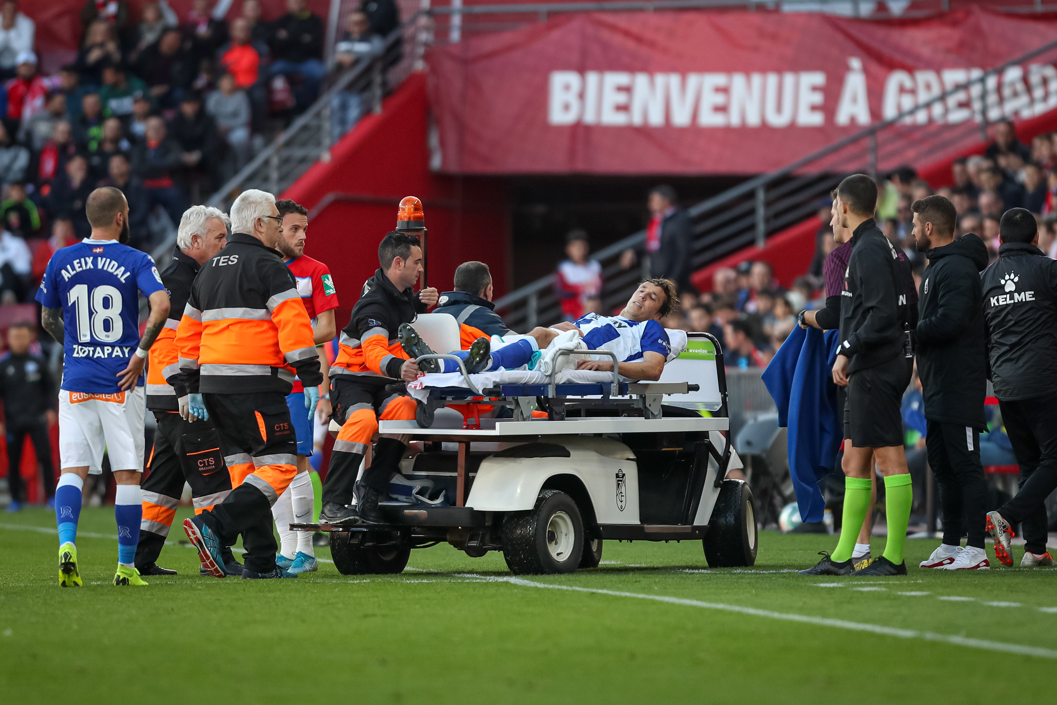 Repasa los mejores momentos del choque que ha enfrentado a dos rivales directos en Los Cármenes