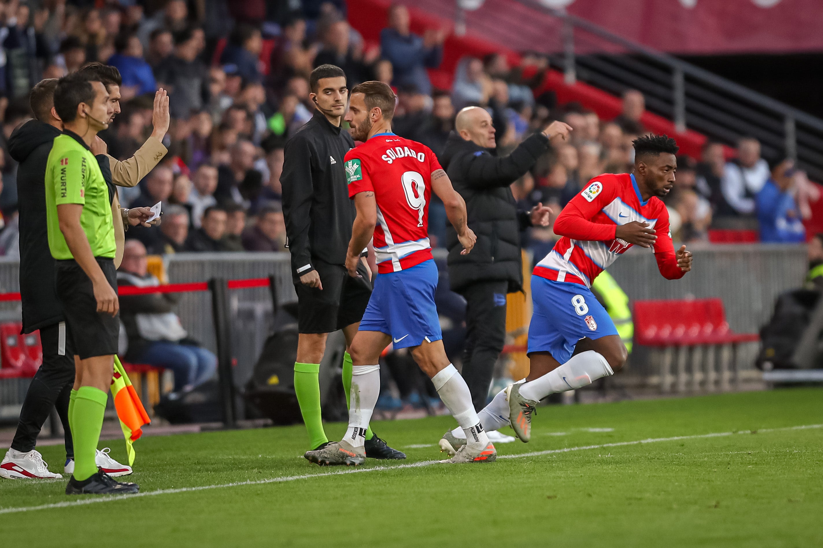 Repasa los mejores momentos del choque que ha enfrentado a dos rivales directos en Los Cármenes