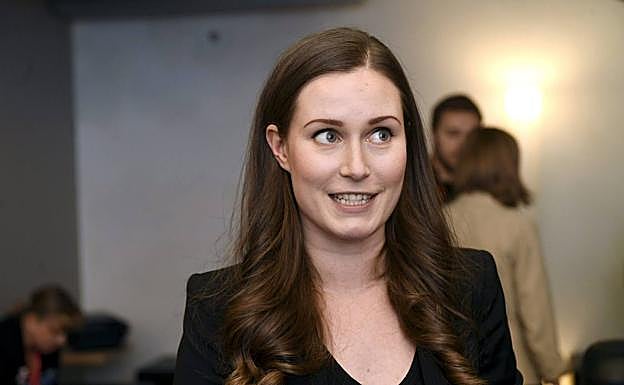 Sanna Marin, la flamante primera ministra finesa, es madre de una niña.