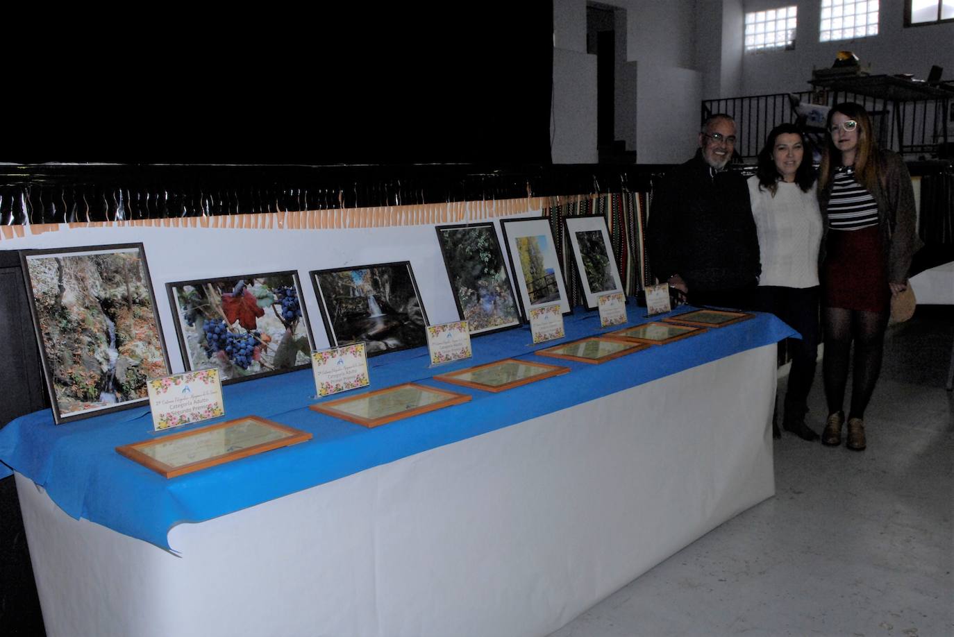 Hubo bingo, sorteos, borrachuelos y rosetas. Yegen cuenta con uno de los salones culturales y de fiestas más grandes de la comarca de La Alpujarra 