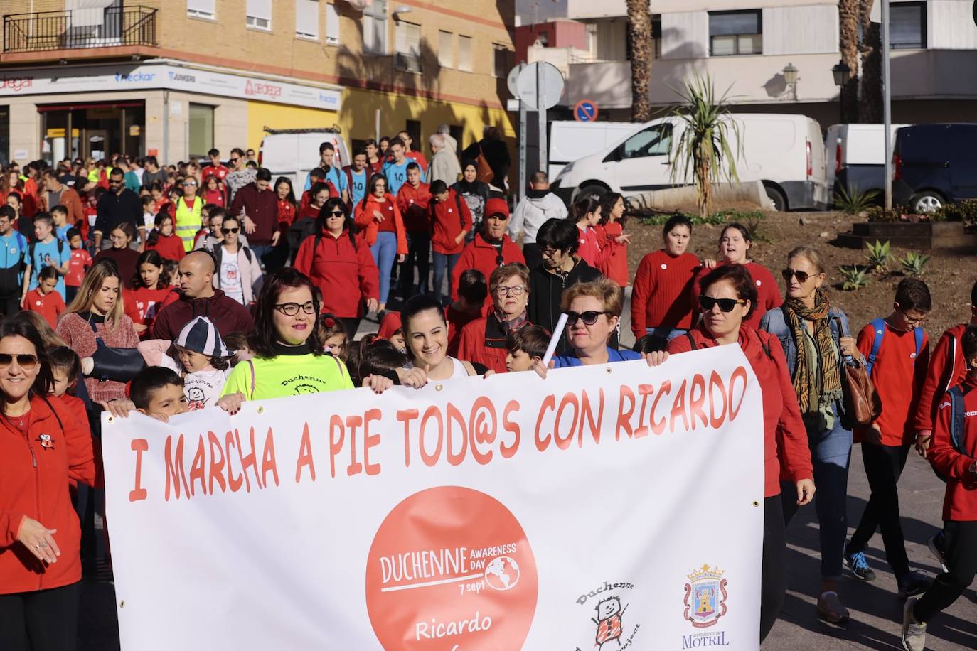 El niño de siete años motrileño que padece la enfermedad de Duchenne, una dolencia que causa distrofia muscular y que es degenerativa 