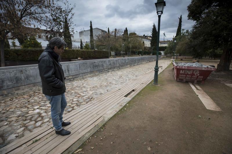 Así de deteriorado se encuentra el parque a espaldas del Cuarto Real de Santo Domingo