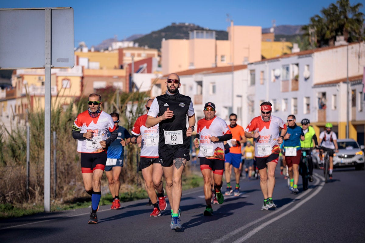 La XX Subida Pedestre al Conjuro arrancó a las 10 de la mañana, y los corredores tuvieron que enfrentarse a 17,8 kilometros en una mañana soleada