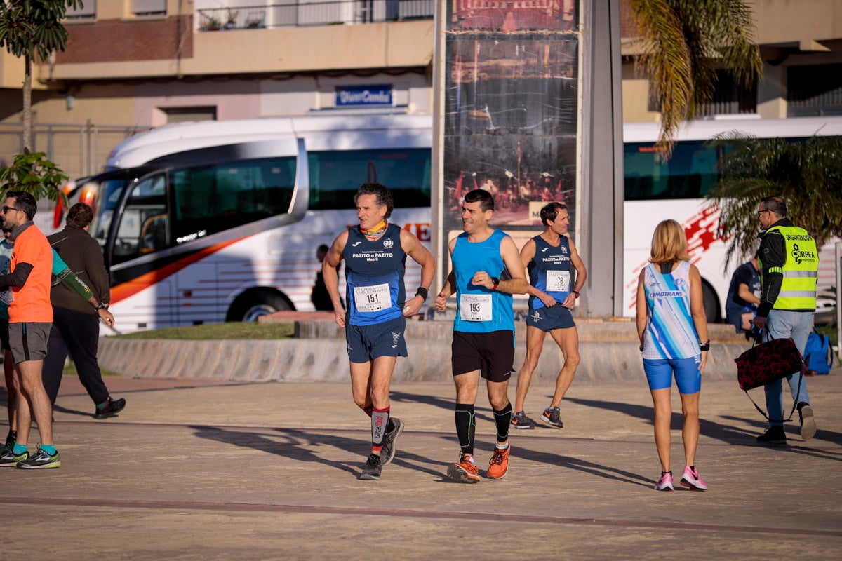 La XX Subida Pedestre al Conjuro arrancó a las 10 de la mañana, y los corredores tuvieron que enfrentarse a 17,8 kilometros en una mañana soleada
