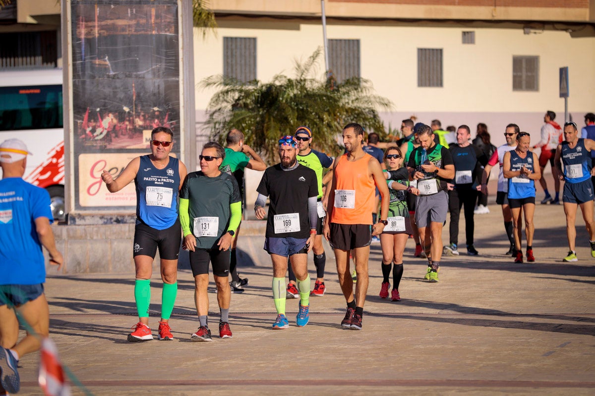La XX Subida Pedestre al Conjuro arrancó a las 10 de la mañana, y los corredores tuvieron que enfrentarse a 17,8 kilometros en una mañana soleada