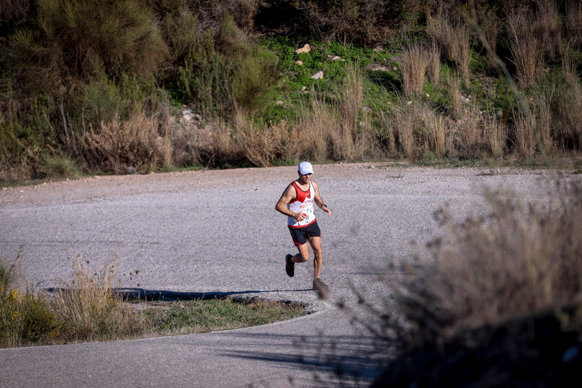 La XX Subida Pedestre al Conjuro arrancó a las 10 de la mañana, y los corredores tuvieron que enfrentarse a 17,8 kilometros en una mañana soleada