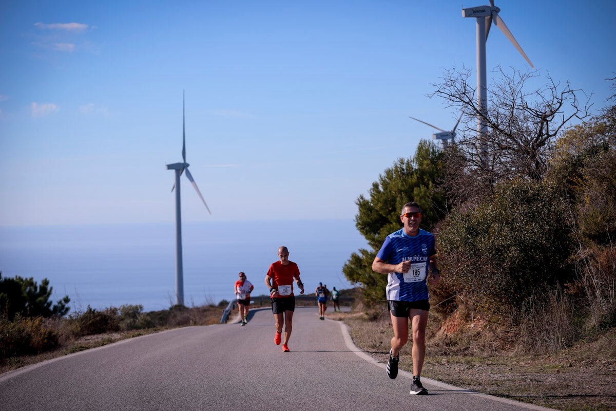 La XX Subida Pedestre al Conjuro arrancó a las 10 de la mañana, y los corredores tuvieron que enfrentarse a 17,8 kilometros en una mañana soleada
