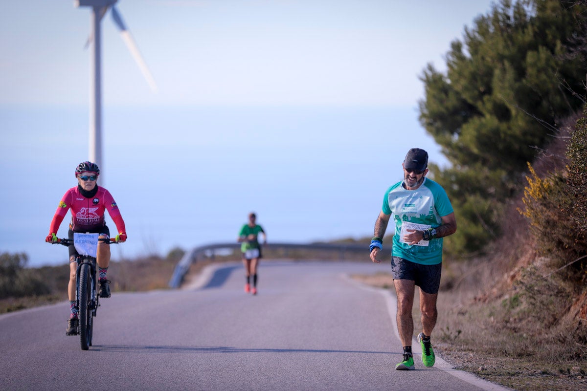 La XX Subida Pedestre al Conjuro arrancó a las 10 de la mañana, y los corredores tuvieron que enfrentarse a 17,8 kilometros en una mañana soleada