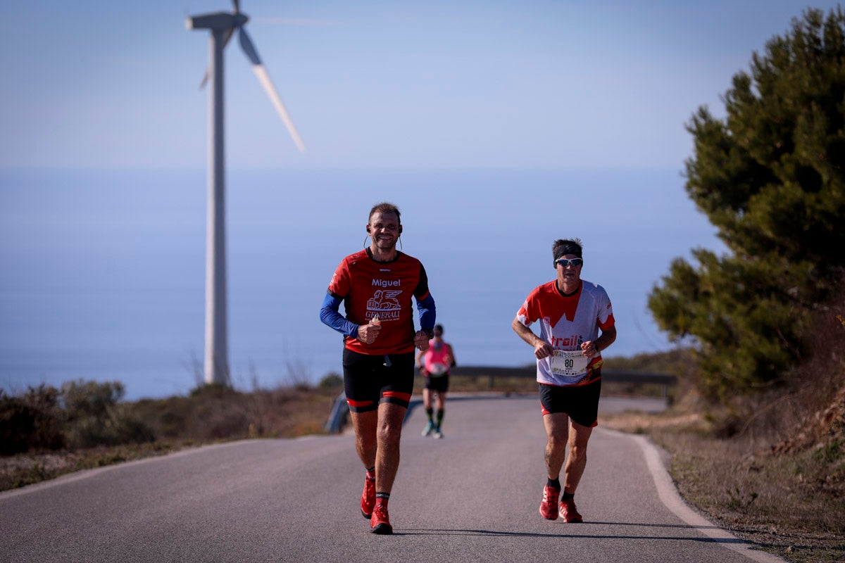 La XX Subida Pedestre al Conjuro arrancó a las 10 de la mañana, y los corredores tuvieron que enfrentarse a 17,8 kilometros en una mañana soleada