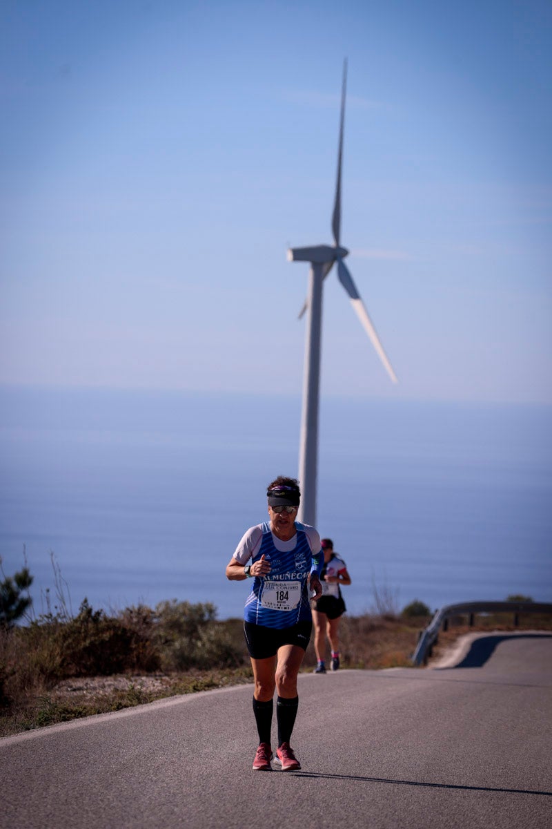 La XX Subida Pedestre al Conjuro arrancó a las 10 de la mañana, y los corredores tuvieron que enfrentarse a 17,8 kilometros en una mañana soleada