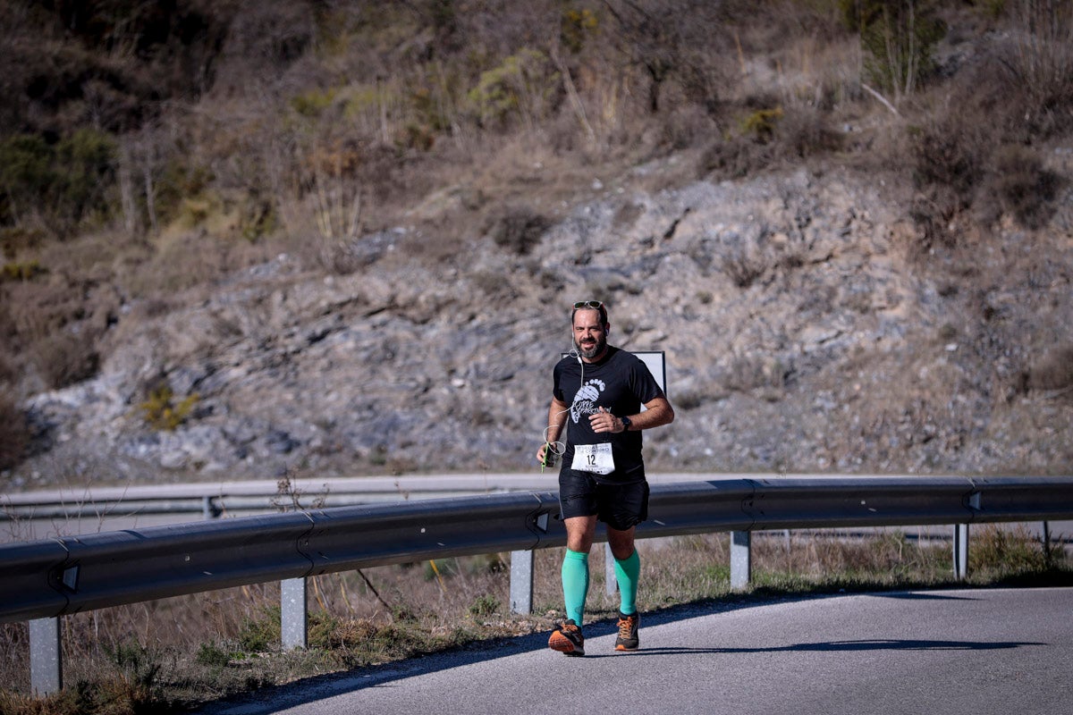 La XX Subida Pedestre al Conjuro arrancó a las 10 de la mañana, y los corredores tuvieron que enfrentarse a 17,8 kilometros en una mañana soleada