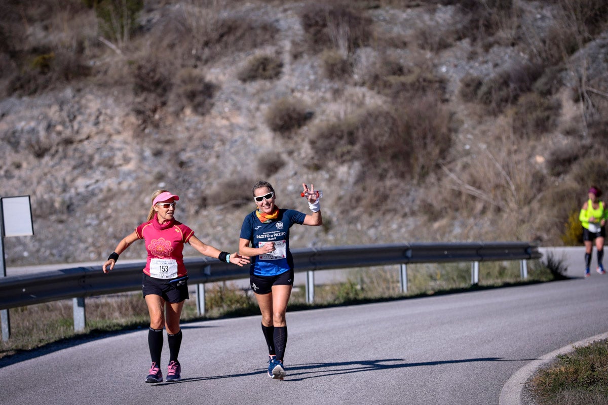 La XX Subida Pedestre al Conjuro arrancó a las 10 de la mañana, y los corredores tuvieron que enfrentarse a 17,8 kilometros en una mañana soleada