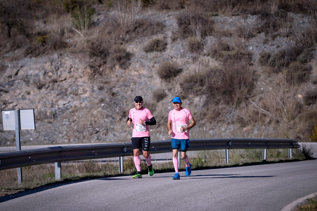 La XX Subida Pedestre al Conjuro arrancó a las 10 de la mañana, y los corredores tuvieron que enfrentarse a 17,8 kilometros en una mañana soleada