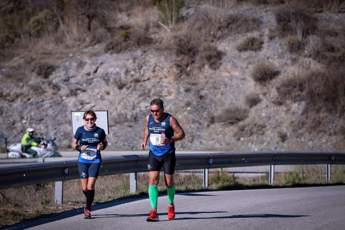 La XX Subida Pedestre al Conjuro arrancó a las 10 de la mañana, y los corredores tuvieron que enfrentarse a 17,8 kilometros en una mañana soleada