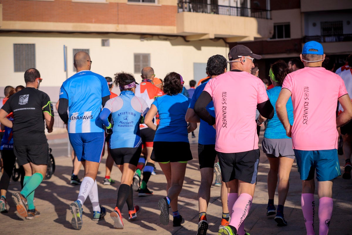 La XX Subida Pedestre al Conjuro arrancó a las 10 de la mañana, y los corredores tuvieron que enfrentarse a 17,8 kilometros en una mañana soleada