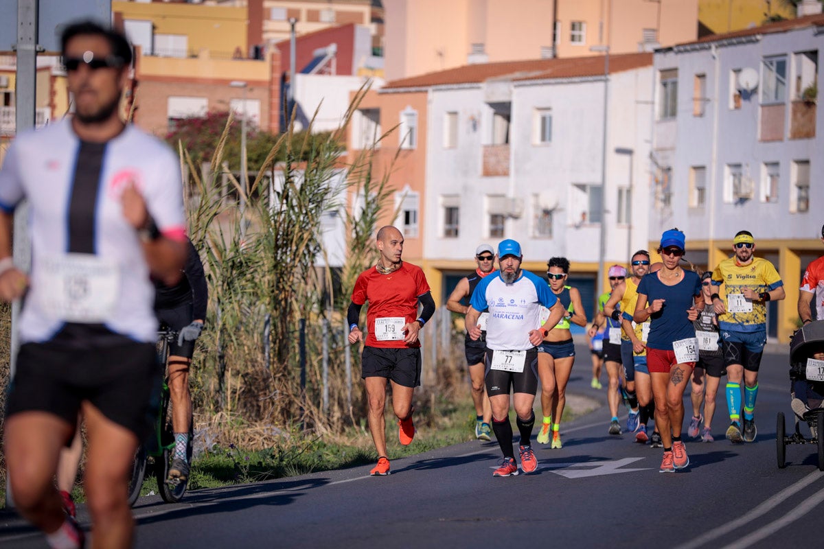 La XX Subida Pedestre al Conjuro arrancó a las 10 de la mañana, y los corredores tuvieron que enfrentarse a 17,8 kilometros en una mañana soleada