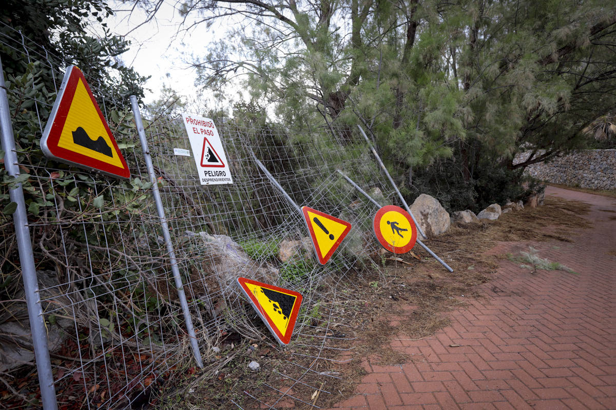 Los deslizamientos de tierra han dejado en estado ruinoso más de 100 casas 
