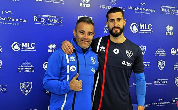 Juan arsenal y Jonathan Rosales. 