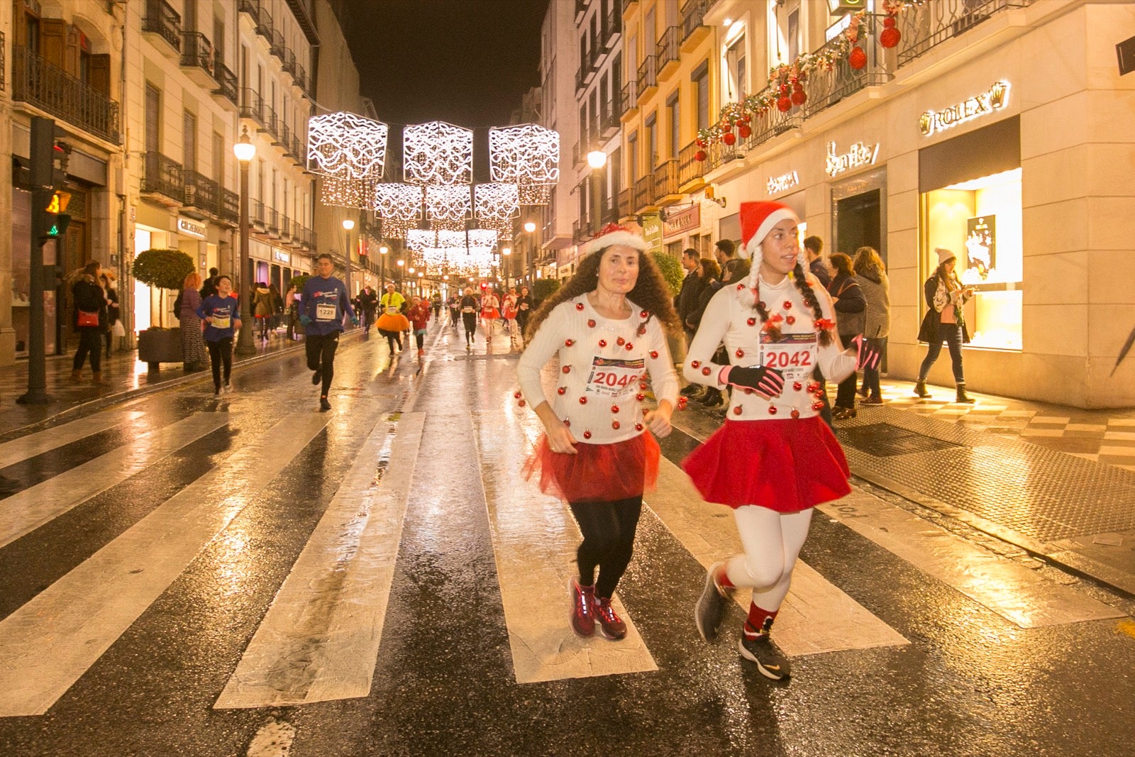 La 28° edición volvió a llenar de color las calles de la capital con sus tradicionales disfraces y sus casi dos mil corredores